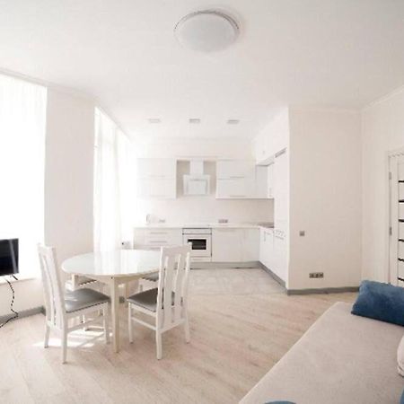 Апартаменты Первая Линия Odessa Extérieur photo